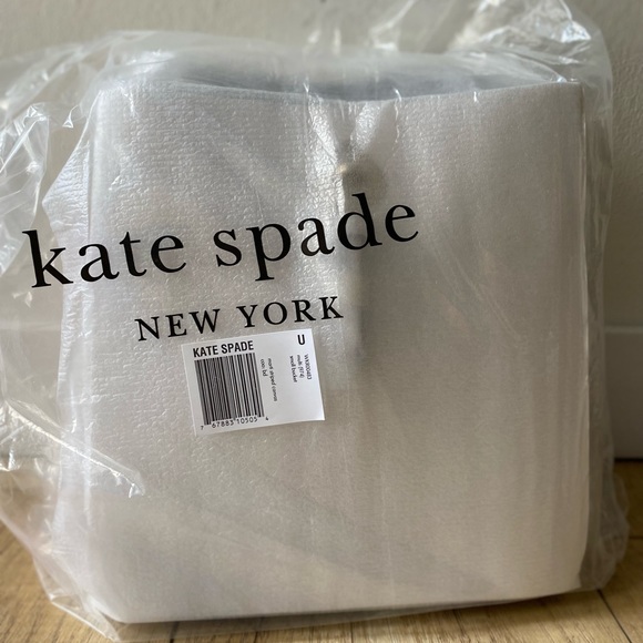 Kate Spade ♠️ Bucket Shoulder Bag & Crossbody - Picture 2 of 6